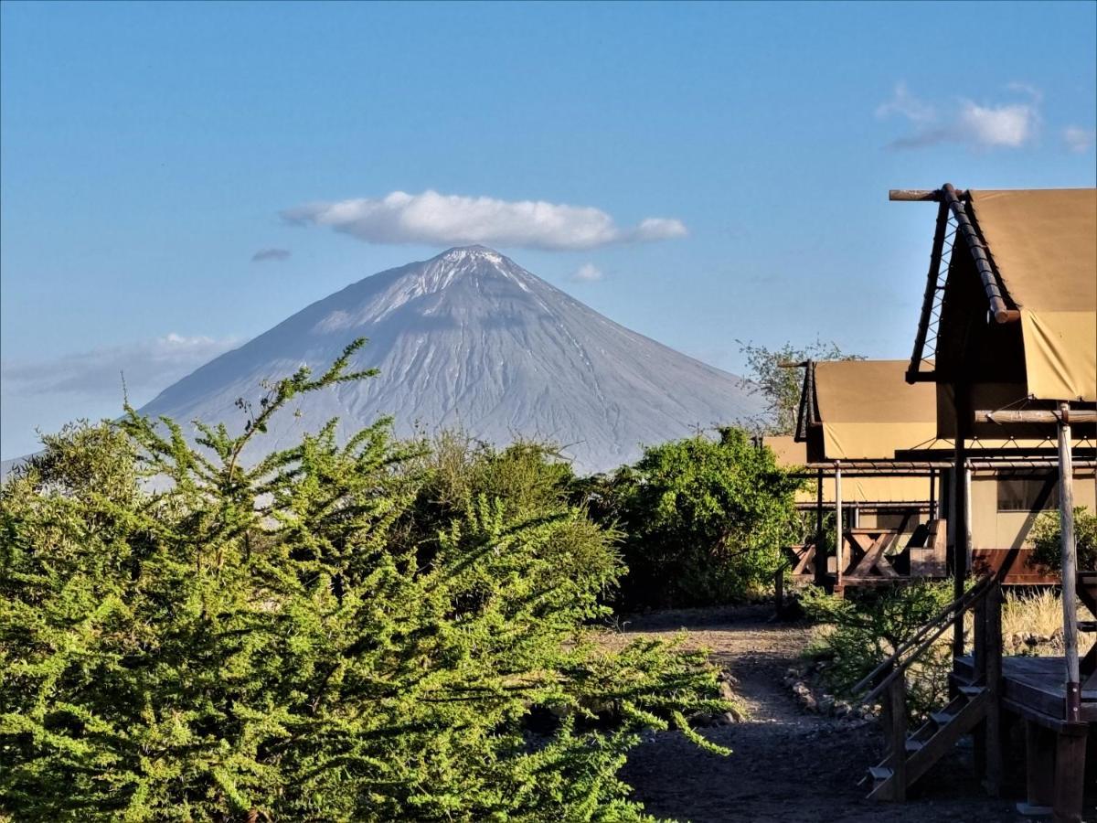 Africa Safari Lake Natron Mtowabaga Экстерьер фото